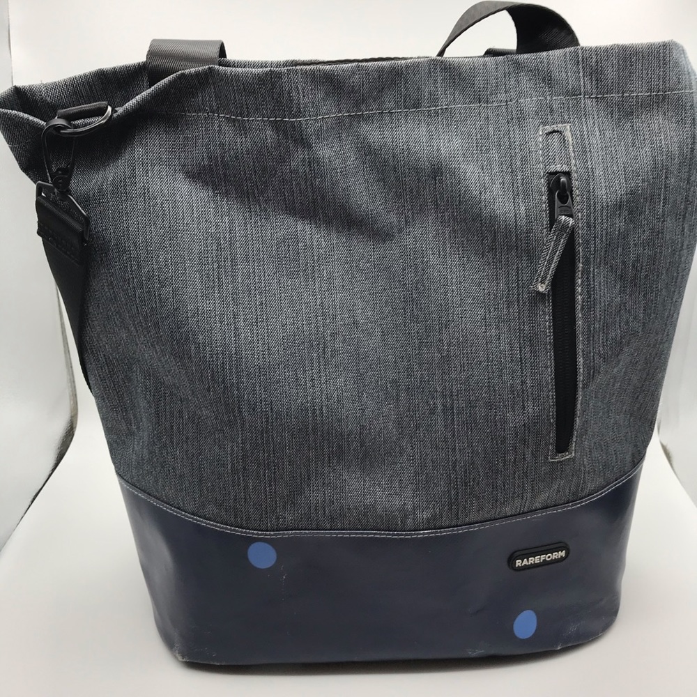 Rareform Cora tote crossbody - Free shipping